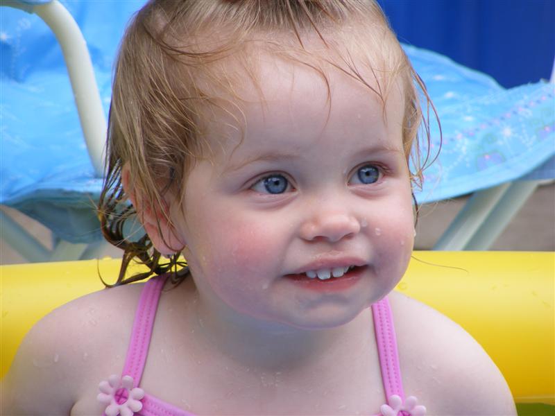 DaveOsBDayParty (5).JPG - I like pool-time - Even if it IS an inflatable pool that's only a few inches deep!...